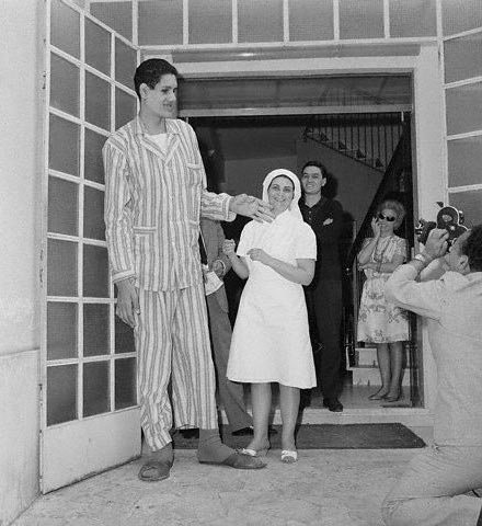 tallest people pictures