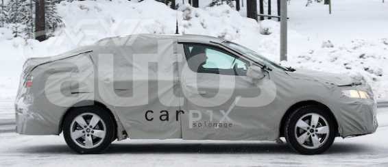 [Spy Shots- Renault Megane Sedan Caught - NextAutos.com and Winding Road_1233344572273[1].jpg]