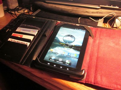 Targus Zierra Leather Portfolio