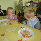 Eventjes piepen in de kleutereetzaal!