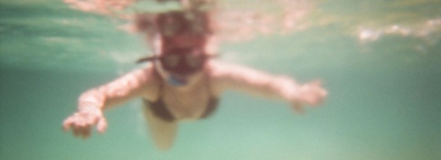 [underwater[5].jpg]