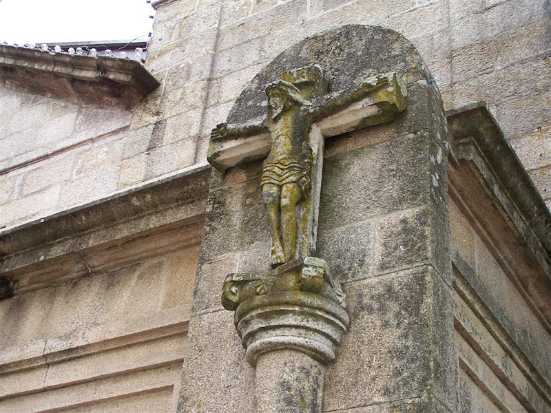 Foto de    Lavadores - cruceiro do adro da igrexa