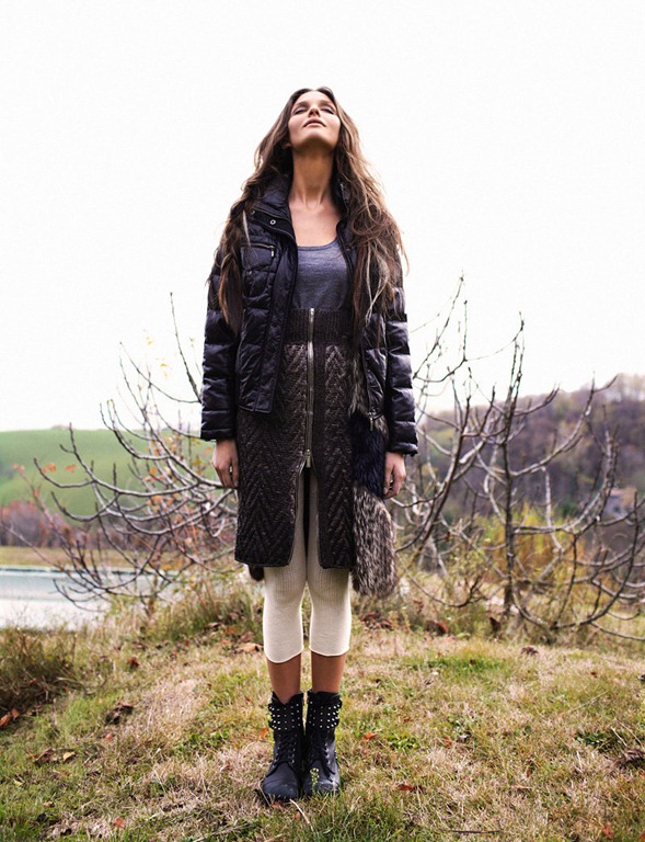 [grazia_italy2011_michelle_mccallum_ztombor_7[3].jpg]