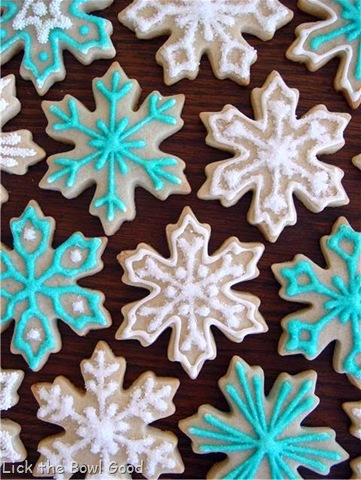 [snow flake cookies3[8].jpg]