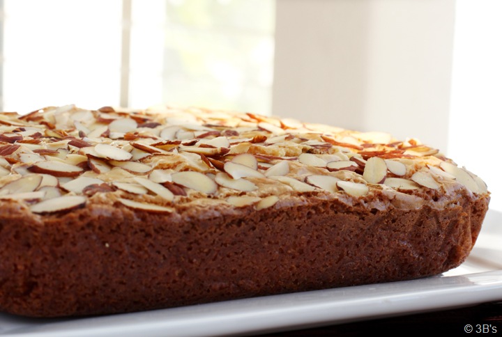 [white-chocolate-brownies6.jpg]