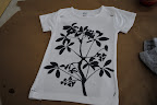 She made this hip and adorable T-shirt for her daughter. She made this hip and adorable T-shirt for her daughter.