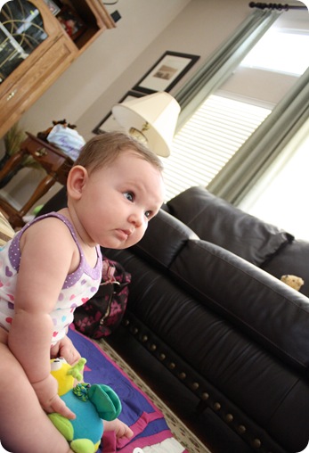 Vi sits