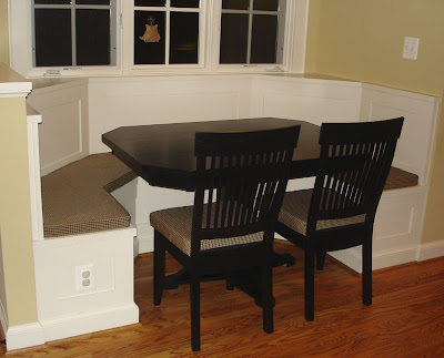 50 x 36 Woodland Dining Table, Oak Hardwood, Midnight Finish