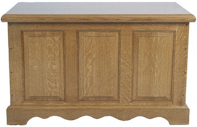 Hope Chest, Quarter Sawn Oak Hardwood, Rustic Finish