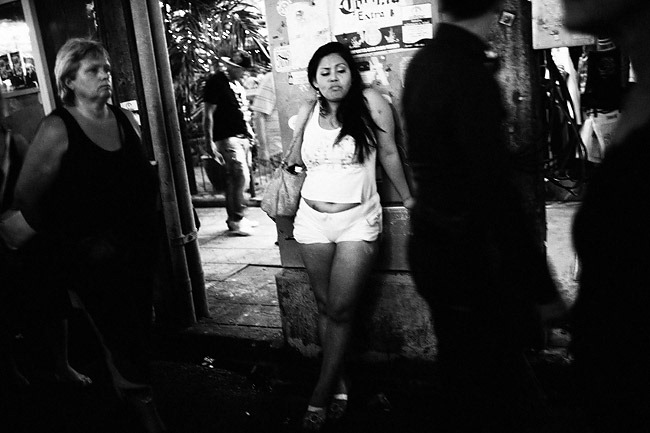 LOVE-AFFAIR---Patong---Thailand-2010-(People)---0001-