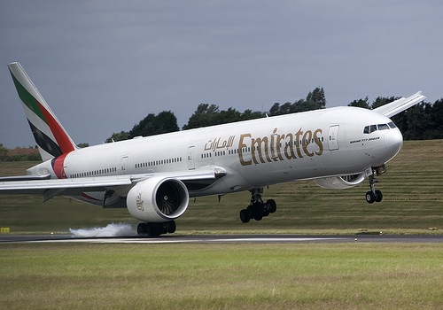 [Emirates Air Landing[4].jpg]