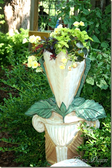 HH_EverBloomerPlanters_2010