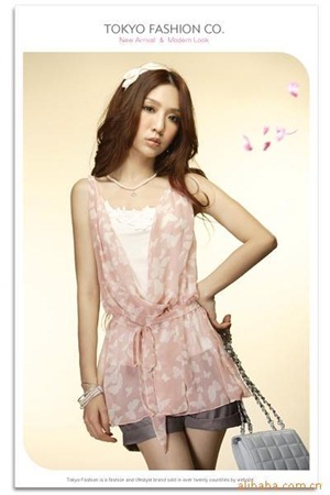 LDB1281A697_PK3_view_1