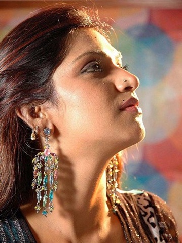 [Indian-Tv-Actress-Bhuvaneshwari (8)[2].jpg]