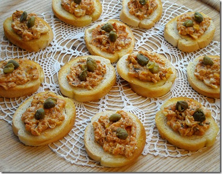 crostini al tonno