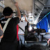 im Bus zum Wochenendmarkt