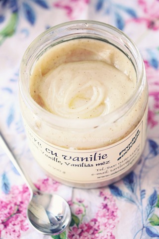 [miere.jpg_effected[8].jpg]