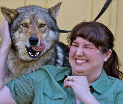 [molly-harper-and-wolf.jpg]