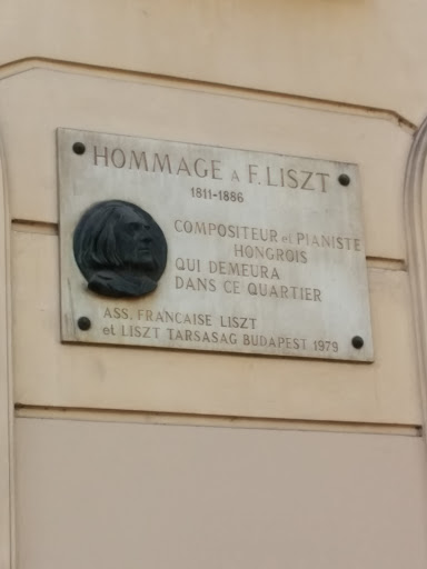 Hommage À Franz Liszt