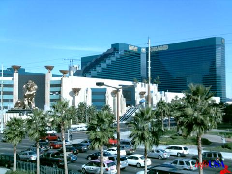 Huge architecture around the world Biggest architecture around the world