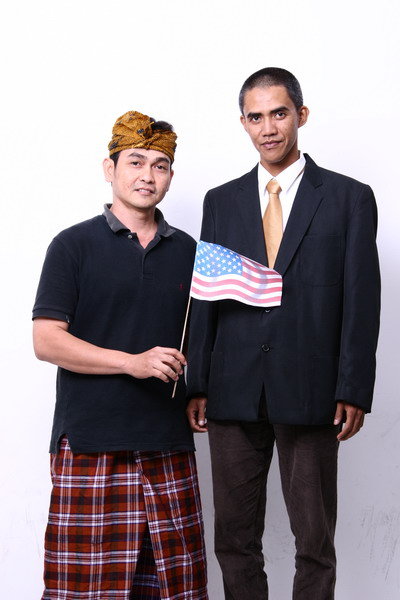 [duplicate obama in indonesia (6).jpg]
