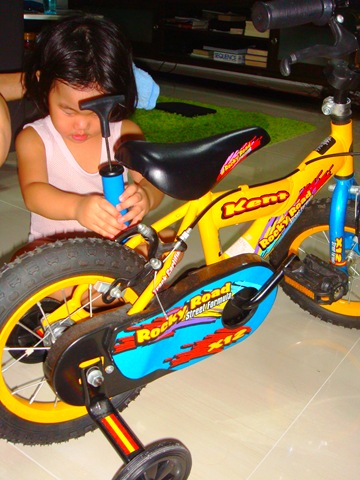 [DSC036915.jpg]