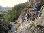 La Via Ferrata est au dessus d'un petit canyon.