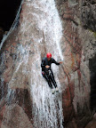 Un slalomer dans le premier toboggan.