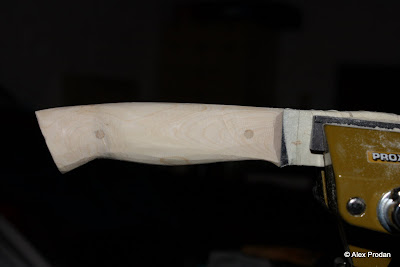 knife handle