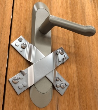 [locked out[2].jpg]