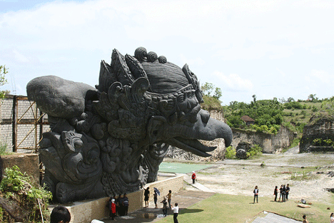 garuda wisnu kencana