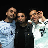 Simply Star (with Rishi Rich Team)