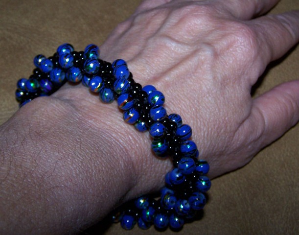 [Bracelet_Aug20103.jpg]