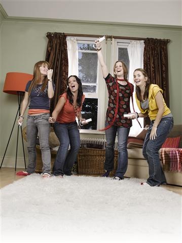 [Nintendo_Wii_Sports (Small)[3].jpg]
