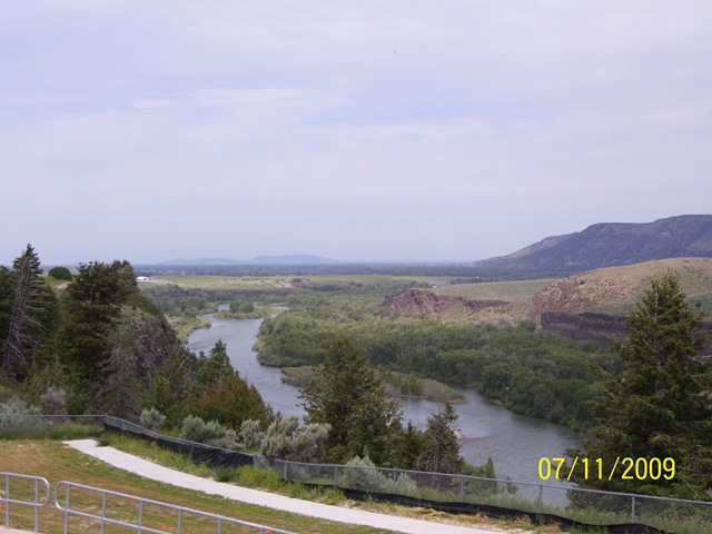 [100_03842.jpg]