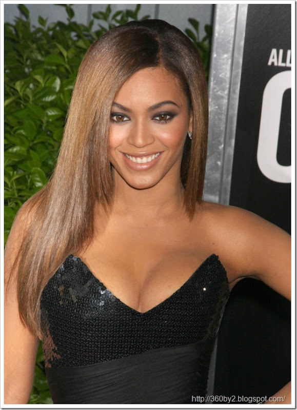 Beyonce Knowles Arriving To The Premiere Of Her New Movie "Obses