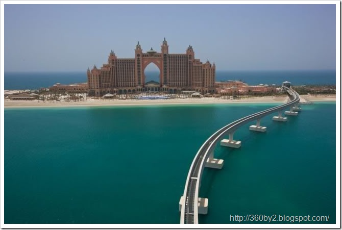 Beautiful Atlantis Palm Hotel and Resort in Dubai
