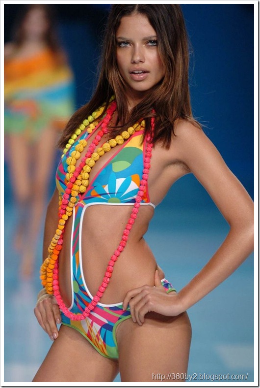Brazilian Supermodel  Adriana Lima Fully Loaded Picture Gallery_44-lima