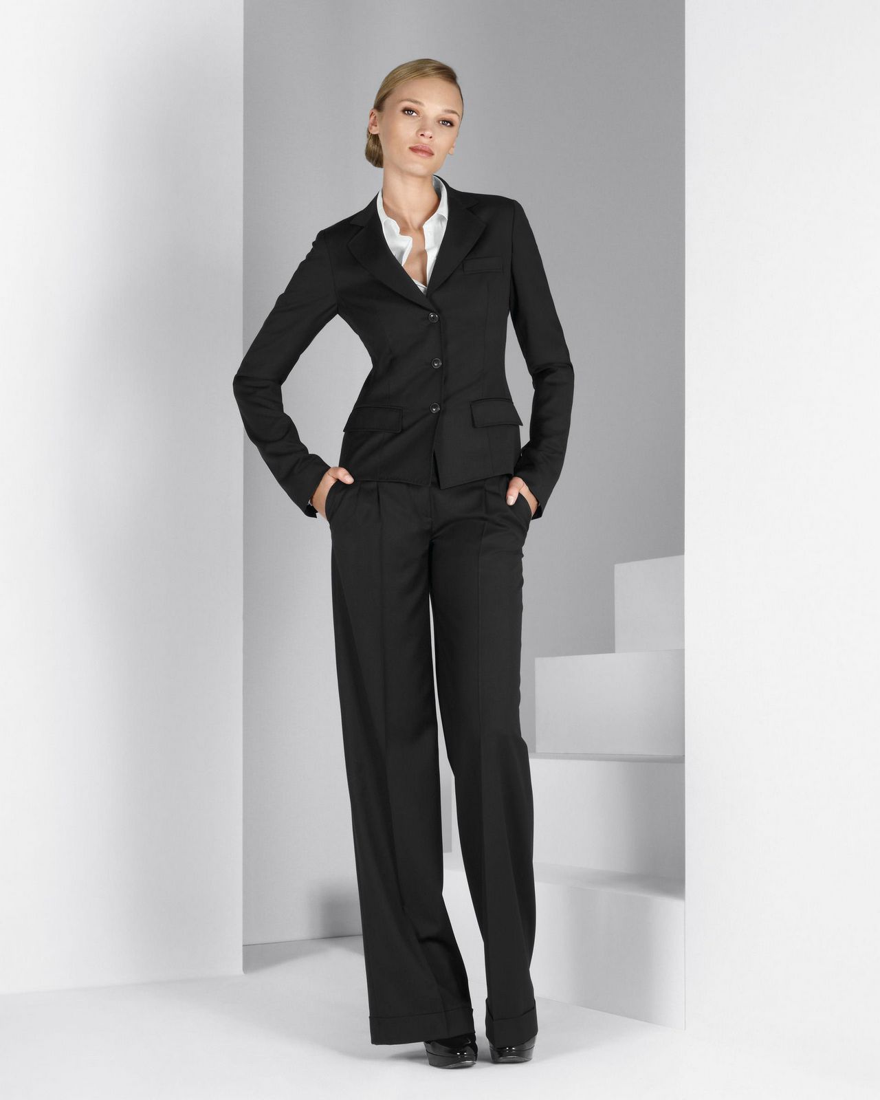 [Supermodel-Anna-Tokarska-Pictures.jpg]