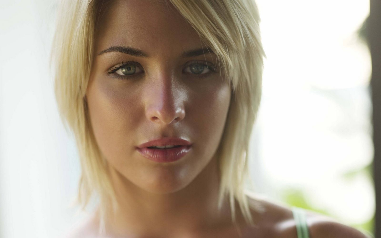 [Super-HOT-and-Sexy-Girls-Wallpapers.jpg]