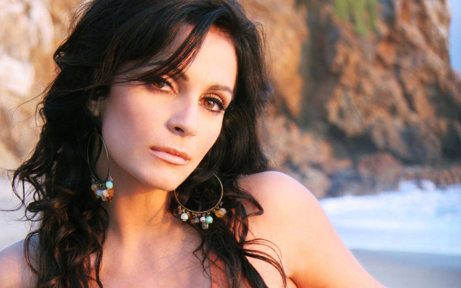 [Super-HOT-and-Sexy-Girls-Wallpapers.jpg]