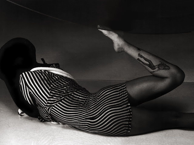 Hot and Sexy Girls Wallpapers 400Pics.jpg