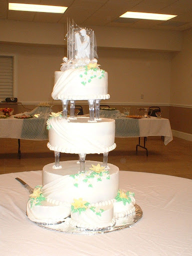 simple wedding cakes pictures