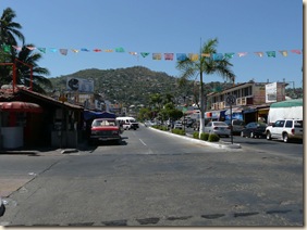 Zihuatenajo 15 Street