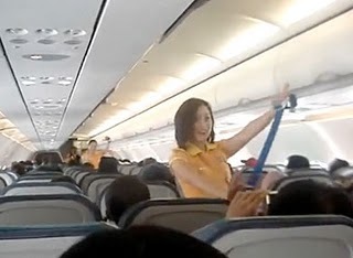 [airlinex390-2[6].jpg]