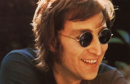 [JOHN LENNON[5].jpg]