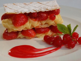 Strawberry-and-lemon-millefeuille-001