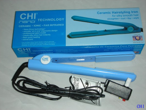 CHI� Ceramic Hairstyling Iron