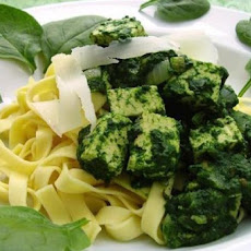Light Spinach Pasta With Tofu