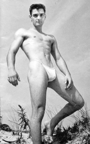 [POSING64[2].jpg]